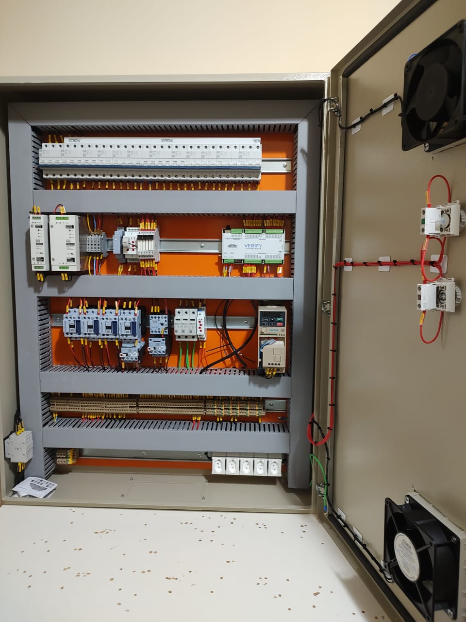 Quadro de automação com CLP